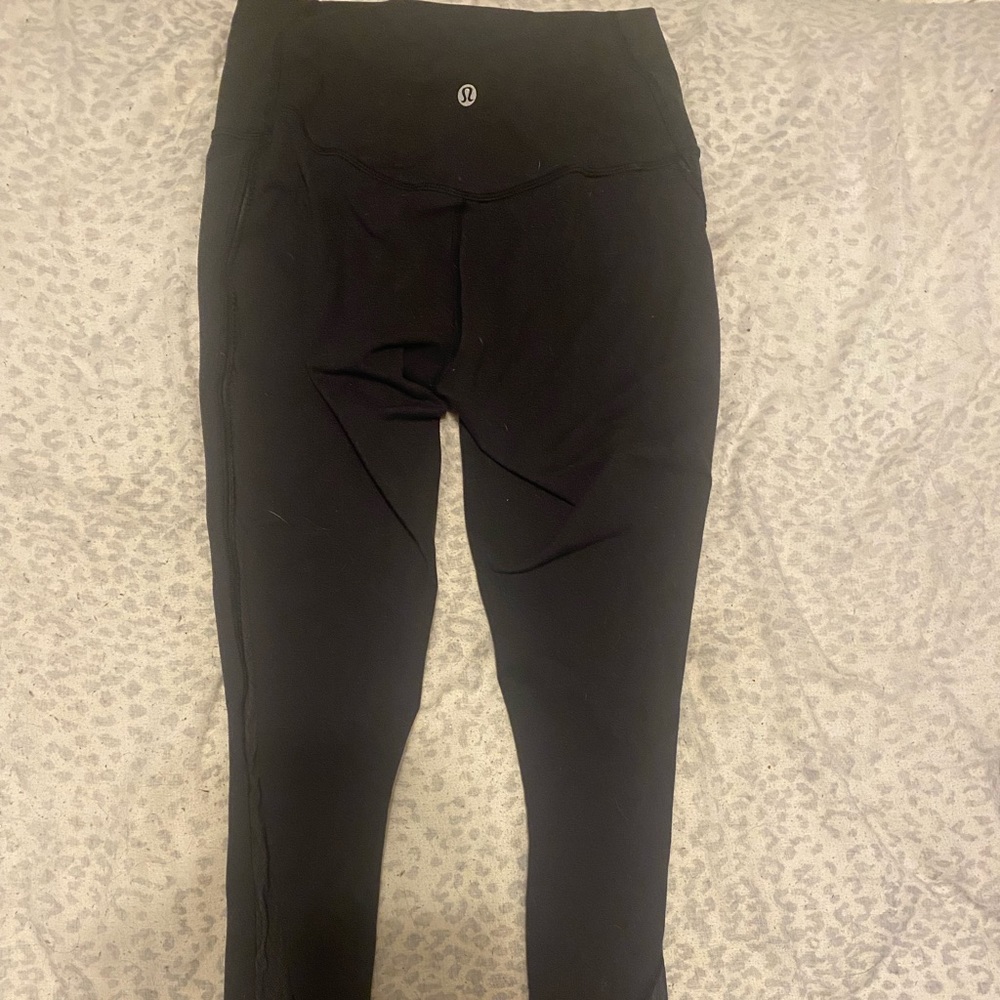 black lululemon leggings